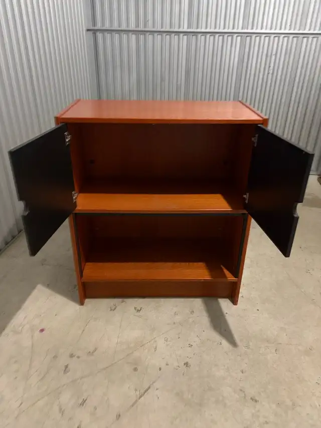 Free delivery used storage cabinet - Photo 7