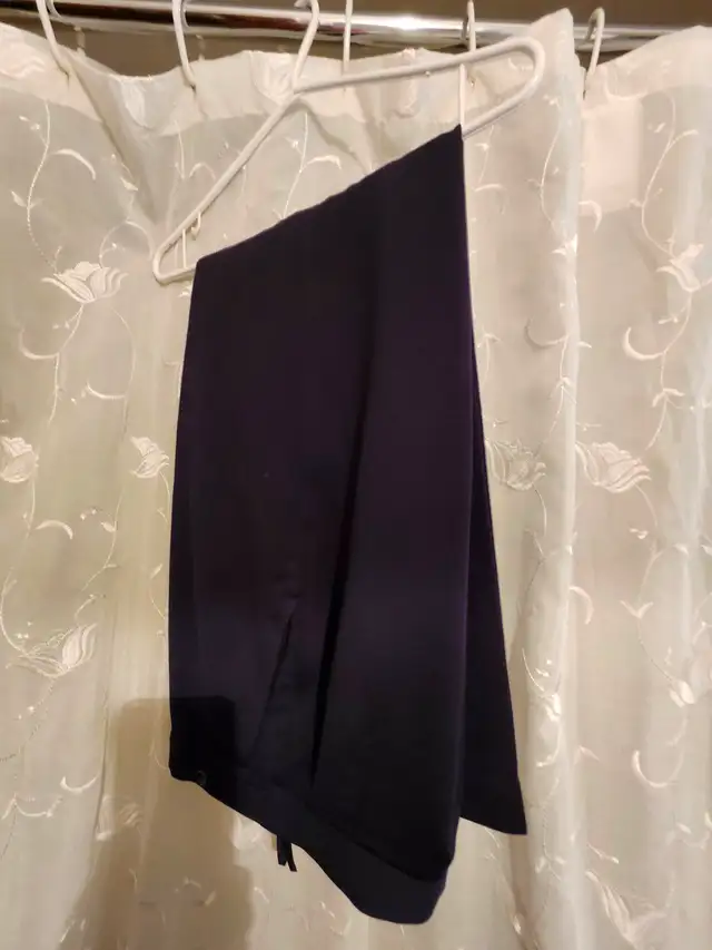 Women's Pant Suits - Photo 7