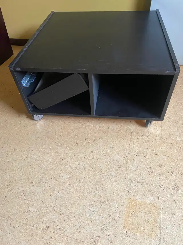 Small cabinet on wheels
