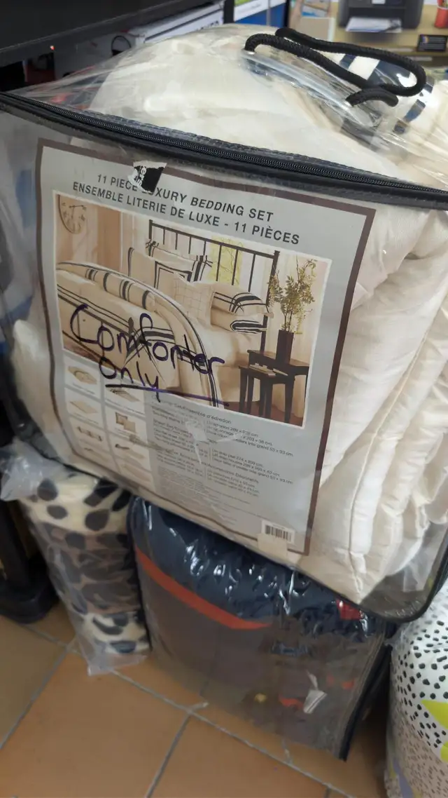 ✨ Premium Bedding & Window Treatments – Massive Selection - Photo 6