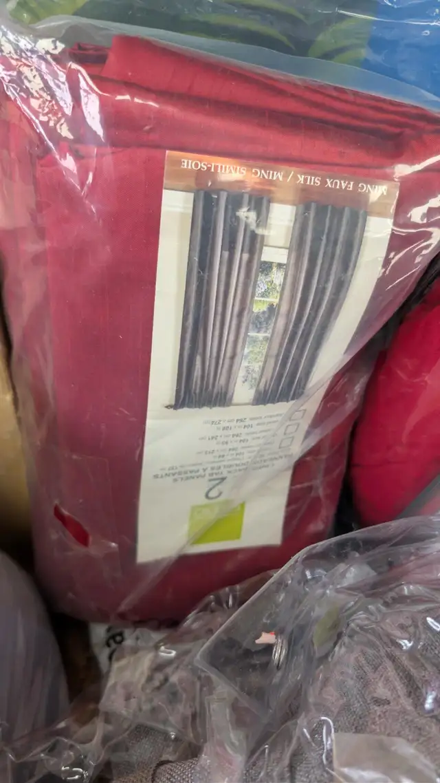 ✨ Premium Bedding & Window Treatments – Massive Selection - Photo 10