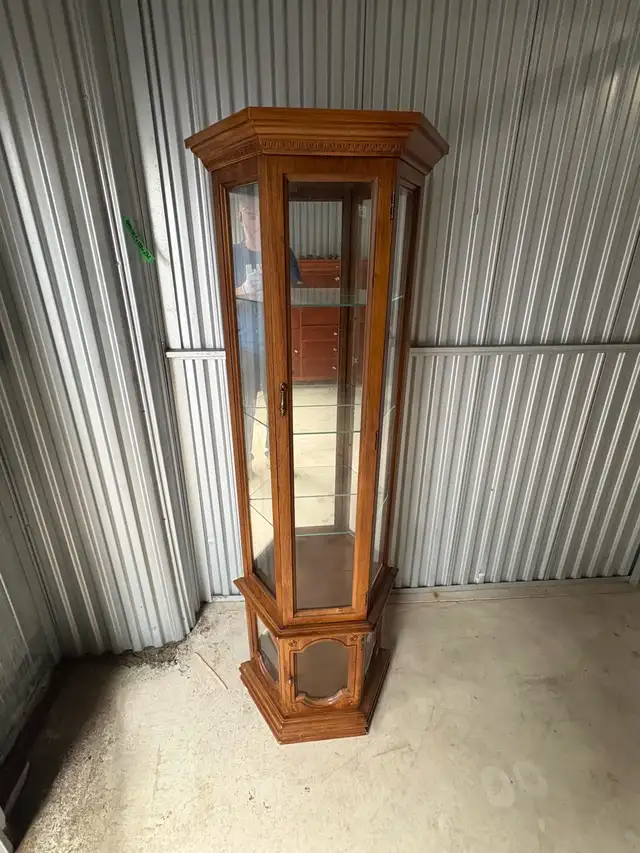 Free delivery used curio Glass Display Cabinet - Photo 2