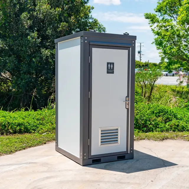 Single Portable Toilet – Compact Design - Photo 2