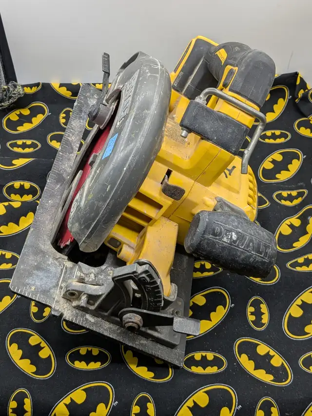 Dewalt DCS578 7 1/4 'Flexvolt Circular Saw (#18481) - Photo 4