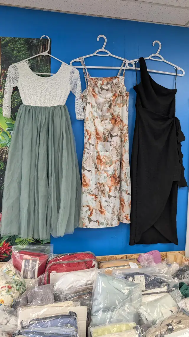 ✨ SHEIN Fashion Liquidation – Massive Selection – Trendy Apparel - Photo 7