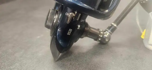 PFLUEGER 10 Bearing Fishing Reel - Photo 3