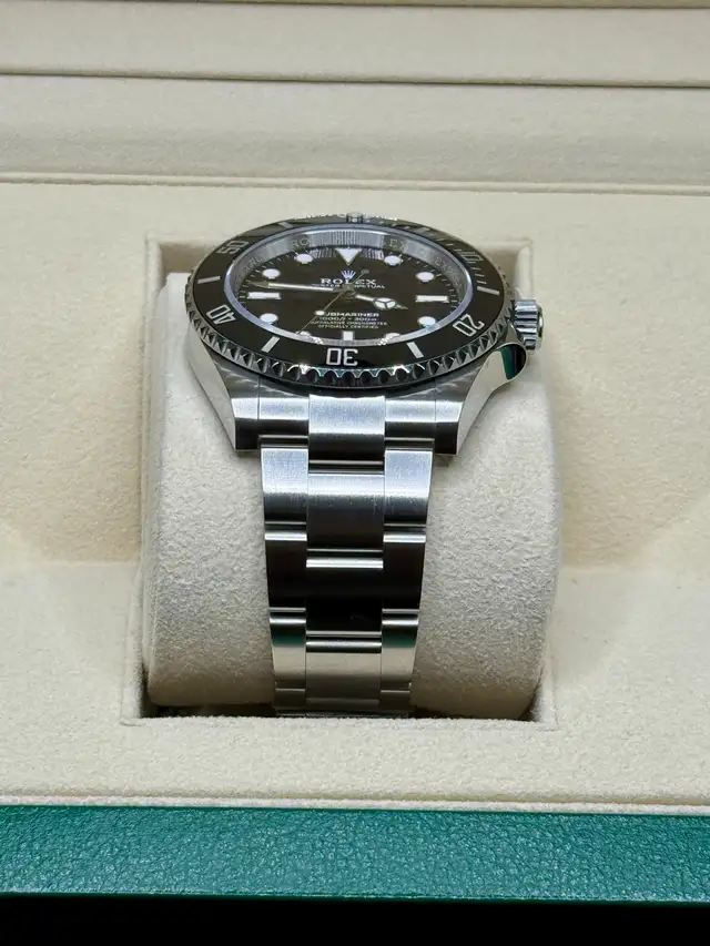 2024 Rolex Submariner No Date - Photo 3