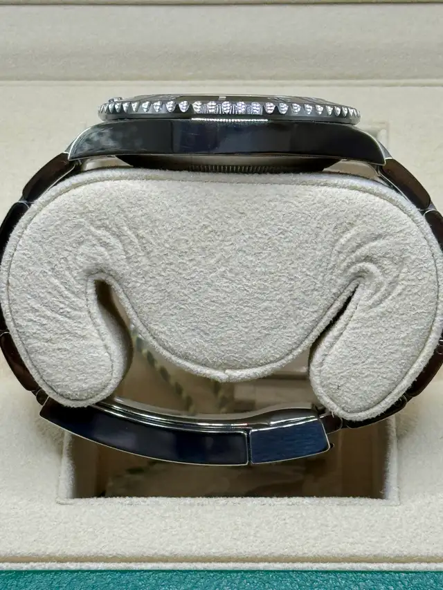 2024 Rolex Submariner No Date - Photo 6