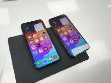 Unlocked Apple iPhone 11 pro max with 1 year warranty !
