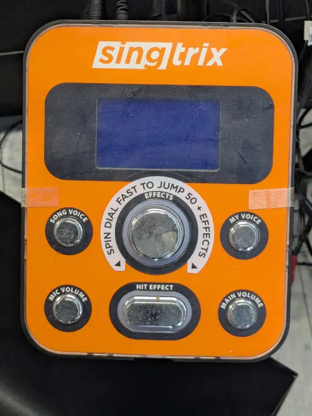 Singtrix Portable Karaoke Machine (#19064) - Photo 2