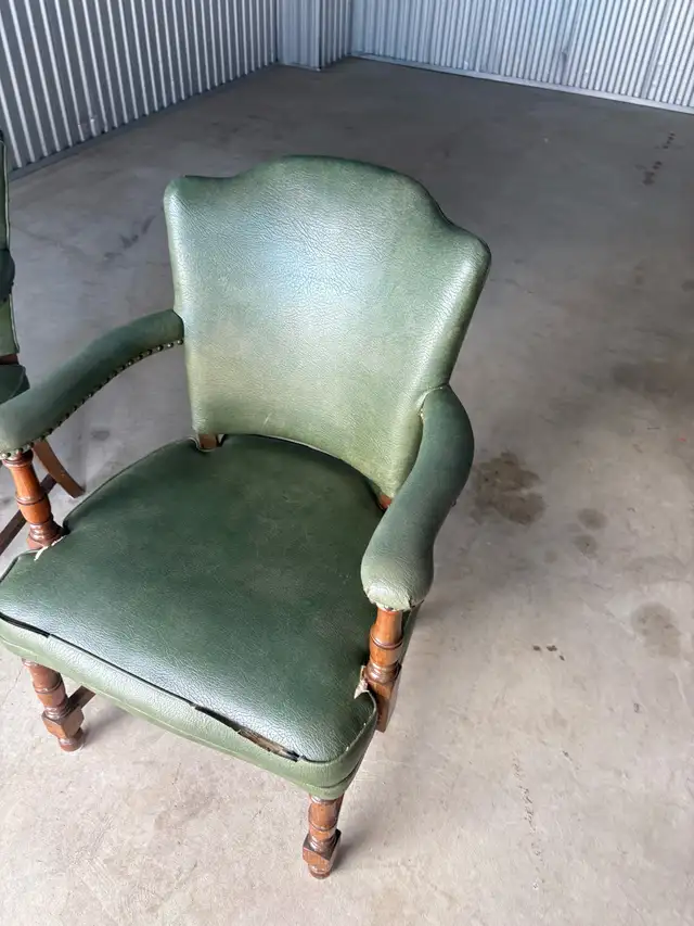 Free delivery used Green Leather Armchairs (Set of 2) - Photo 8