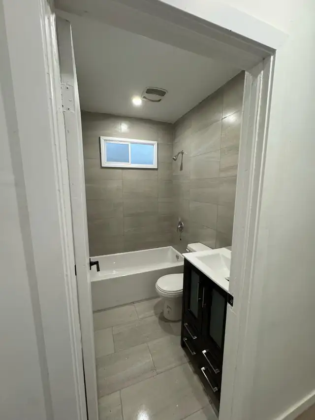 À LOUER – Grand 4½ entièrement rénové | 22e Avenue, Montréal - Photo 4