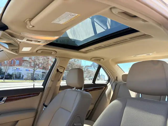 2011 Merz C-Class C 250 4Matic AWD 2.5L V6 One Owner Certified - Photo 5