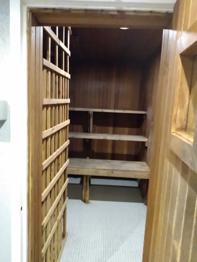 SHARED ROOM BOARD INTERNATIONAL STUDENTS INTERNS NEWCOMERS - Photo 7