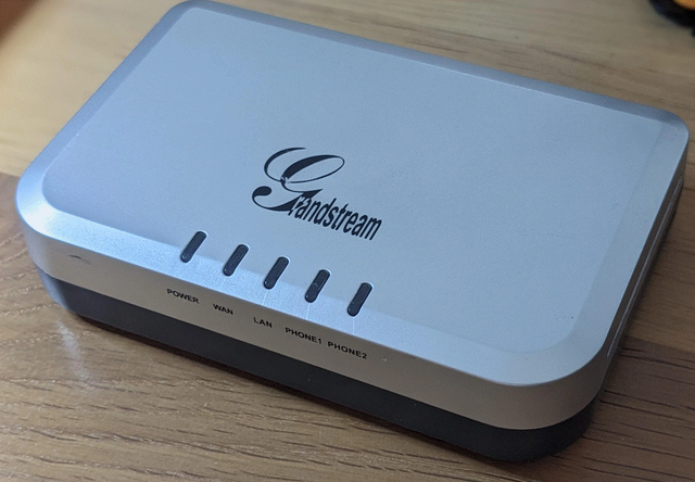 Grandstream HT502 analog telephone adapter (ATA) - Photo 2