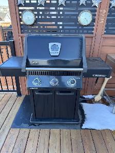 Napoleon Legend Serries Natural Gas BBQ