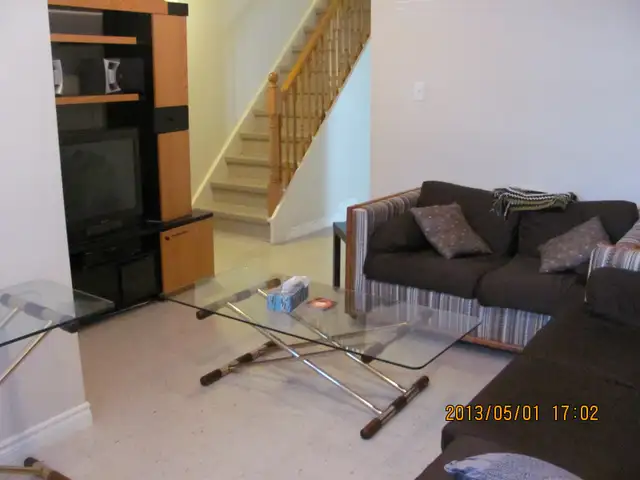 Fabulous 5BR 228 Edinburgh Road S - JUNE 1ST  $3875.00 - Photo 3