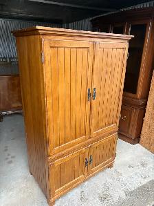 Free delivery used Wooden Armoire Cabinet - Photo 3