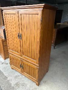 Free delivery used Wooden Armoire Cabinet - Photo 5