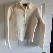 GRAND CHANDAIL BLANC FRANCOS VALÉRIE POUR FILLETTE 12 ANS $10.00