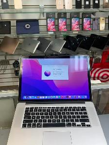 Apple Macbook Pro 15 inch Touchbar i7 16 GB 500gb