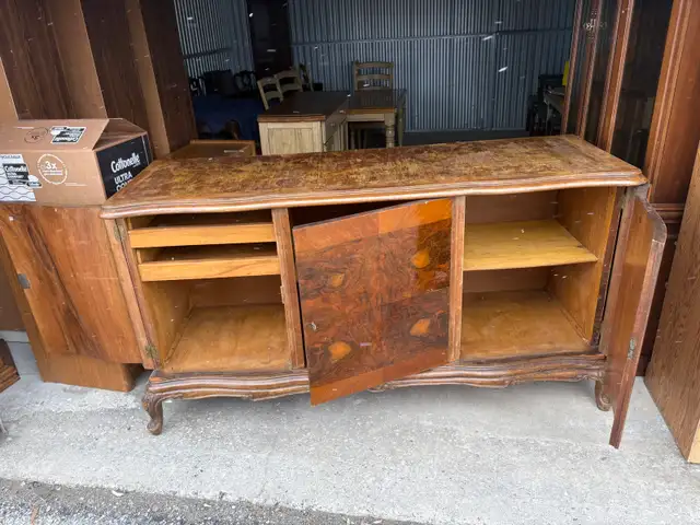 Free delivery antique Vintage Wooden Buffet/Sideboard - Photo 3