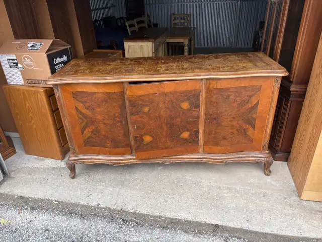 Free delivery antique Vintage Wooden Buffet/Sideboard - Photo 10