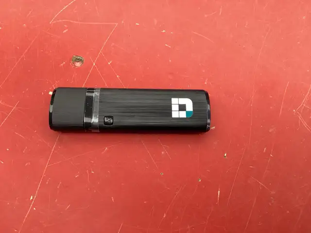 clef wifi D-Link ac1200 - Photo 2