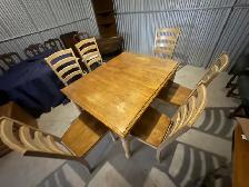 Free delivery used Wooden Dining Table with 6 Chairs