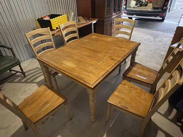 Free delivery used Wooden Dining Table with 6 Chairs - Photo 5