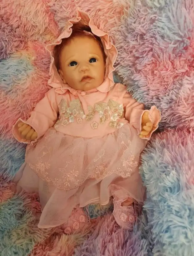 NOUVEAU-NÉE 'ABBY-ROSE ' REBORN, D'ASHTON-DRAKE DE SILICONE.$200 - Photo 8