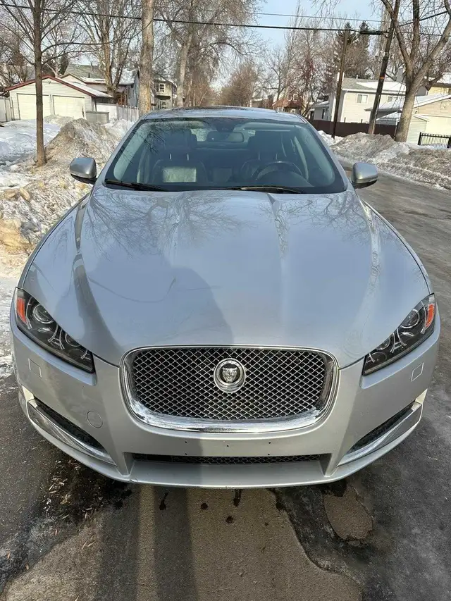 2013 Jaguar XF 3.0L Supercharge AWD For Sale. - Photo 2