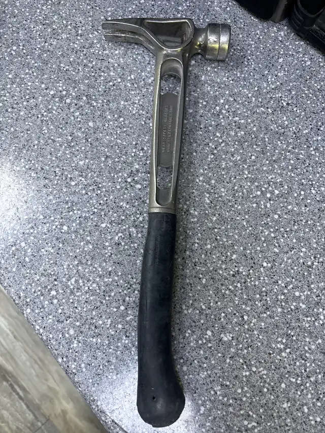 Stiletto TBII 15 Oz Milled Framing Hammer - Photo 2