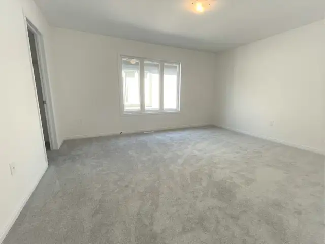 Brand New! 4 Bed   Den Upper Duplex, South Barrie - Photo 8