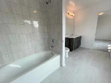 Brand New! 4 Bed   Den Upper Duplex, South Barrie - Photo 11