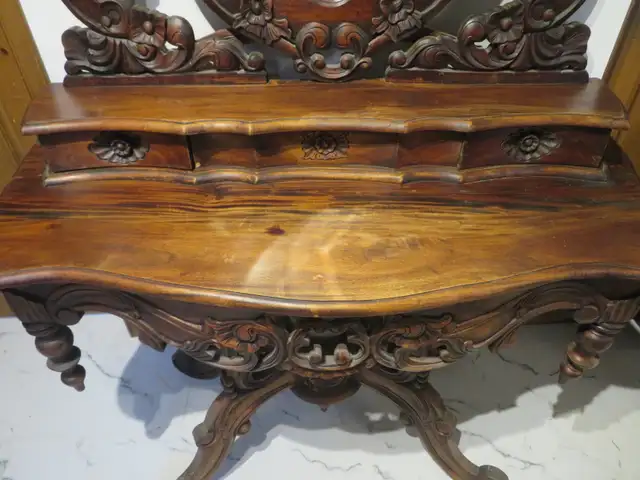 Antique Mirror Table - Photo 3