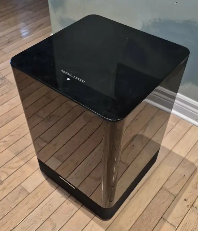 HARMAN KARDON SUB-TS2 10' POWERED SUBWOOFER  DEEP BASS –230V $60