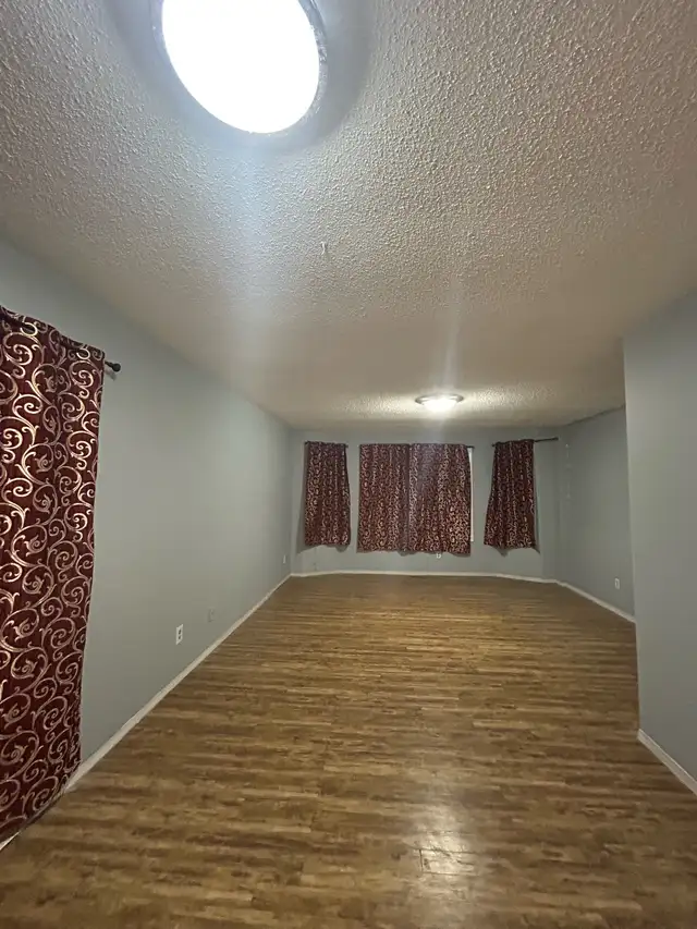 2 bedroom main level single family home - Photo 4