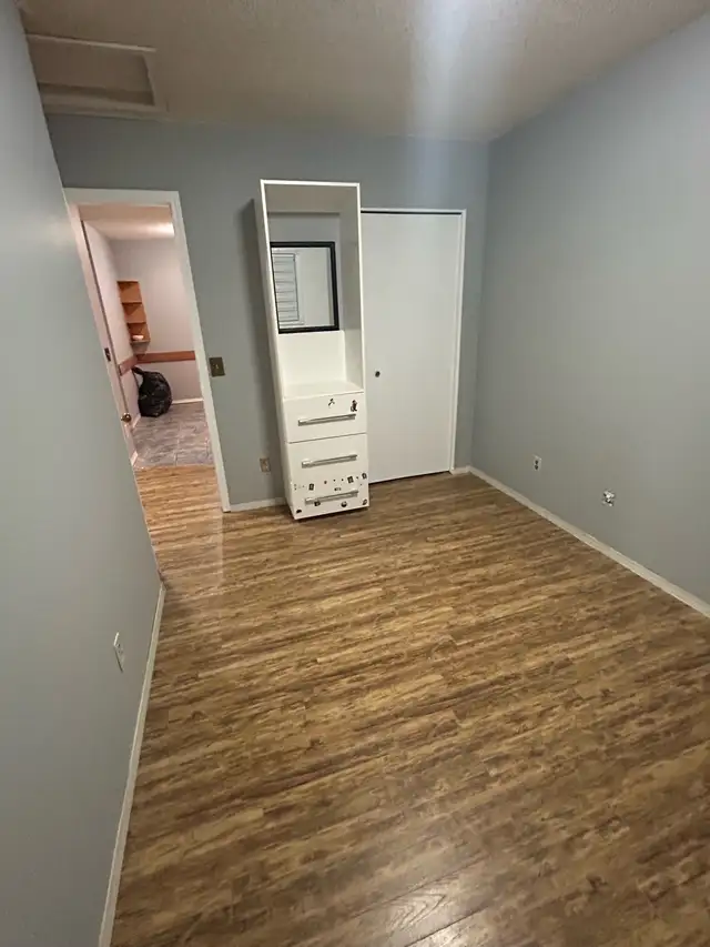 2 bedroom main level single family home - Photo 6