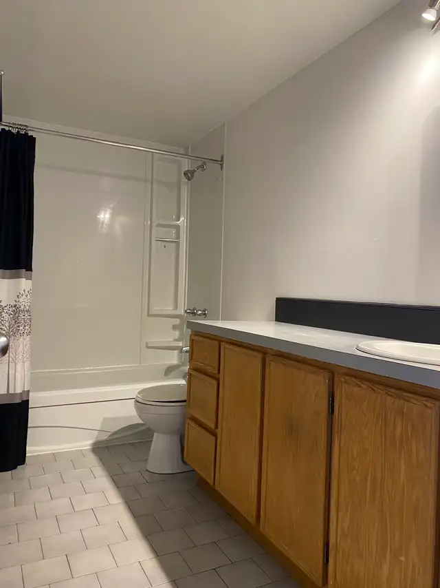 4 1/2 à louer à Repentigny - Photo 2