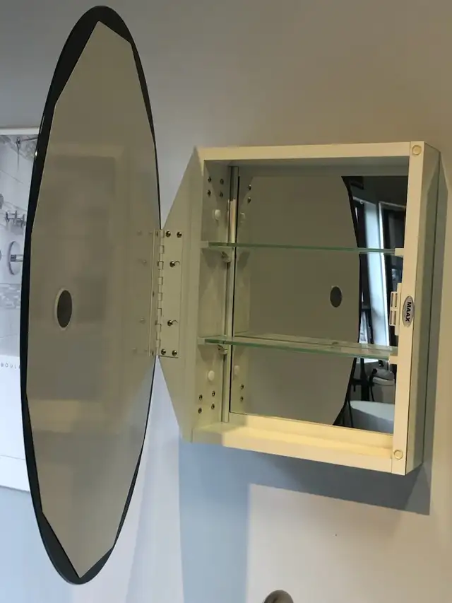 Maax Oval Medicine Cabinet - Photo 6