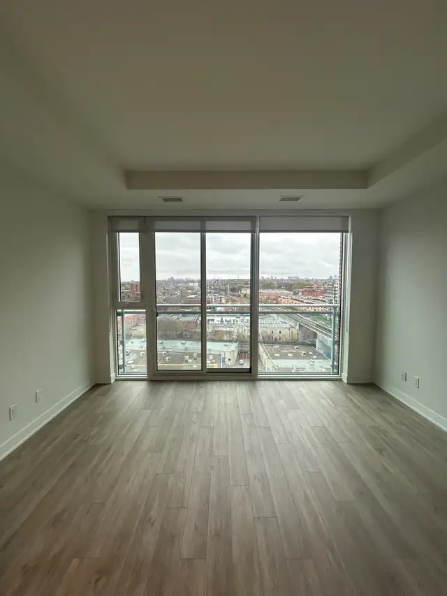 1 Bedroom Available - $2145   2 months Free - Junction Triangle - Photo 5