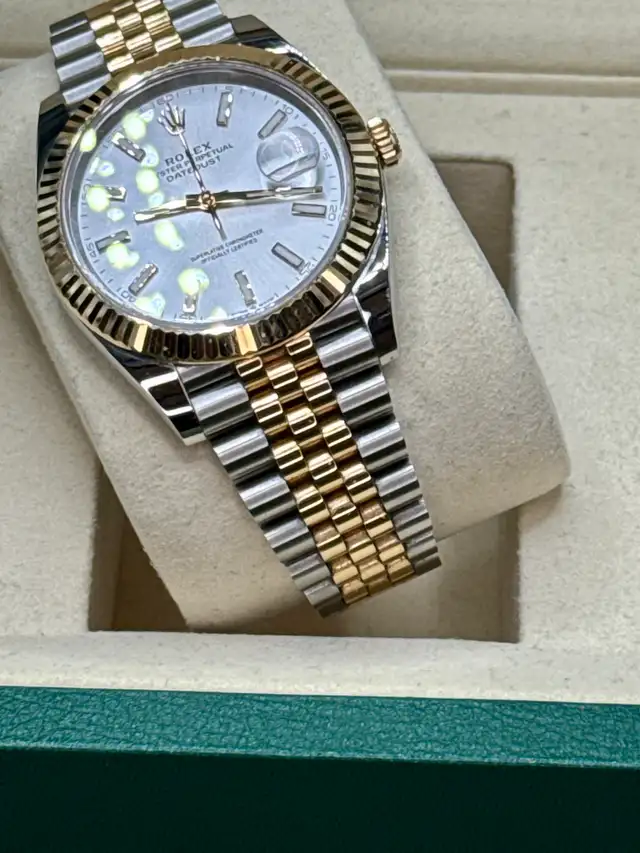 2025 Rolex Datejust 41 Two Tone 126333 - Photo 5