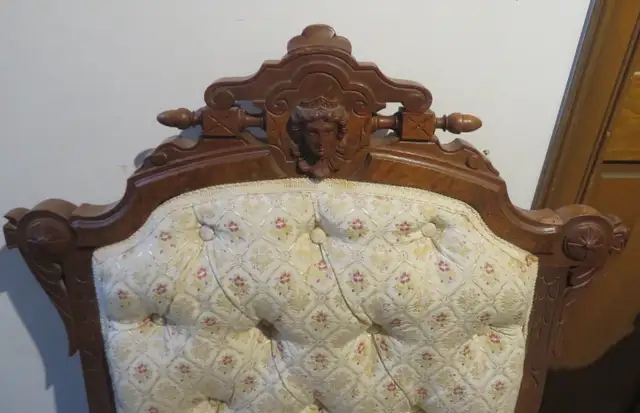 Antique Queen Ann chair set - Photo 2