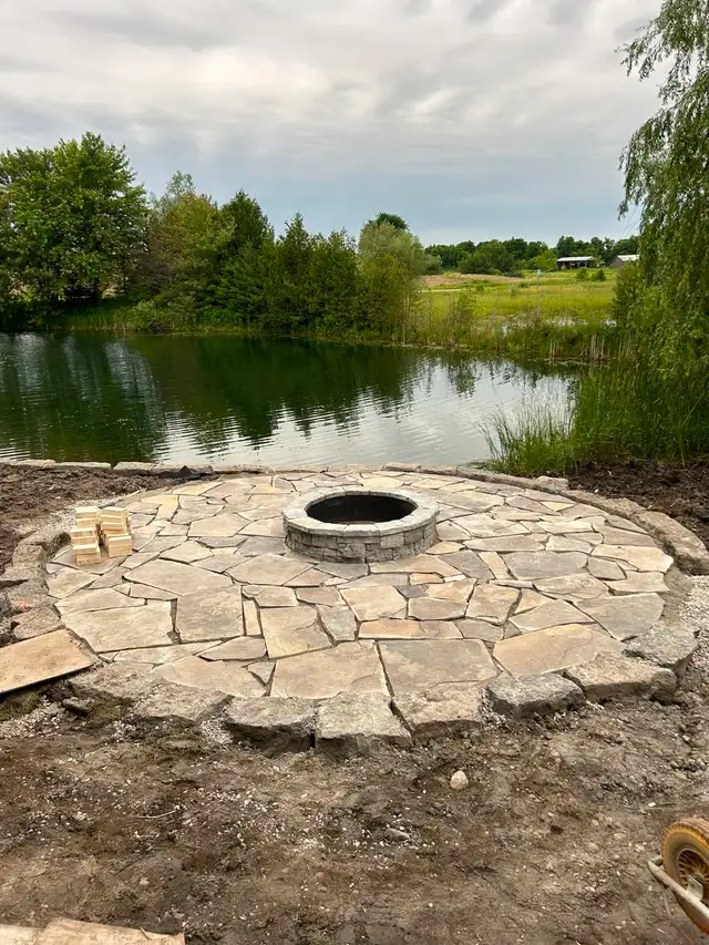 Hiring - Landscape Laborer - Guelph - Photo 4