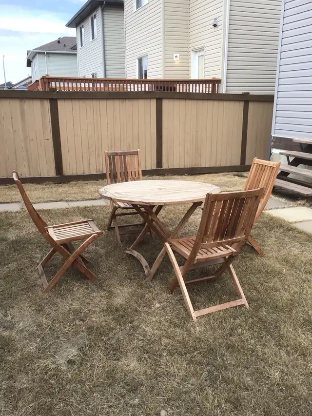 Outdoor wooden table and 4 chairs