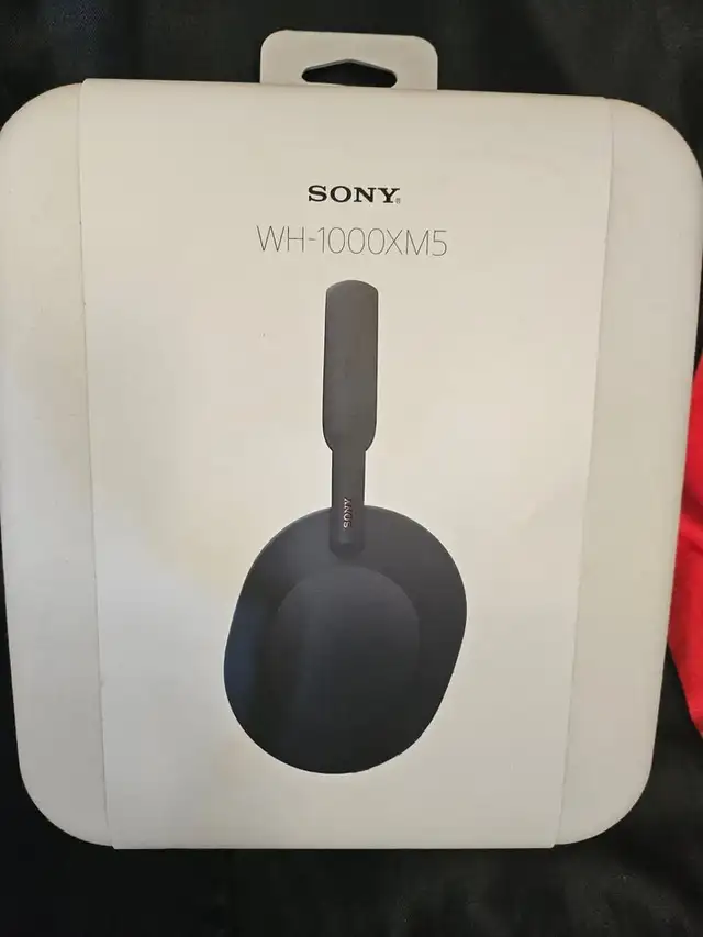Sony WH-1000XM5 Wireless Noise Cancelling Headphones~with box