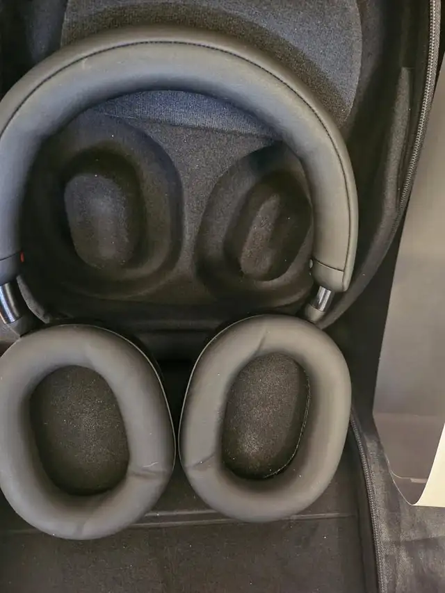 Sony WH-1000XM5 Wireless Noise Cancelling Headphones~with box - Photo 2