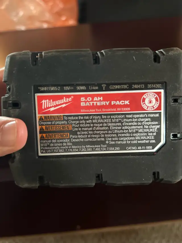 2 Milwaukee batteries (M18 XC6.0 and XC5.0) - Photo 3