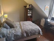2 LEVEL 1.5 br. Loft. 10’stone fireplace - Photo 5